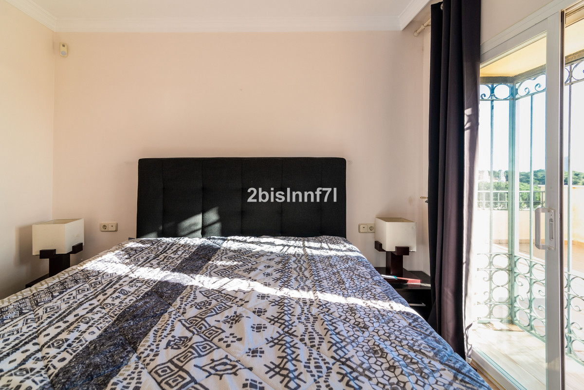 4 bedroom Apartment For Sale in Elviria, Málaga - thumb 30