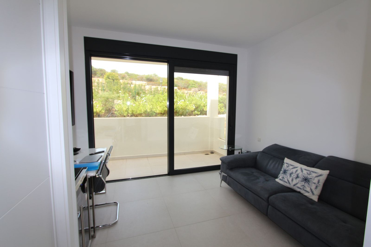 Appartement te koop in Casares Playa R4364821