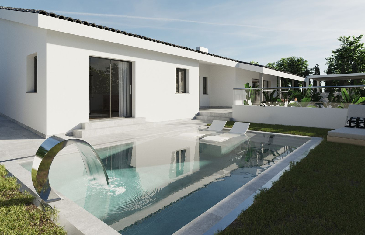 Villa - Chalet en venta en Río Real, Costa del Sol