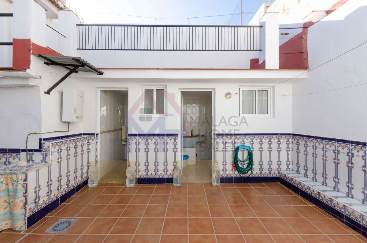 Riogordo, Costa del Sol East, Málaga, Spain - Townhouse - Terraced