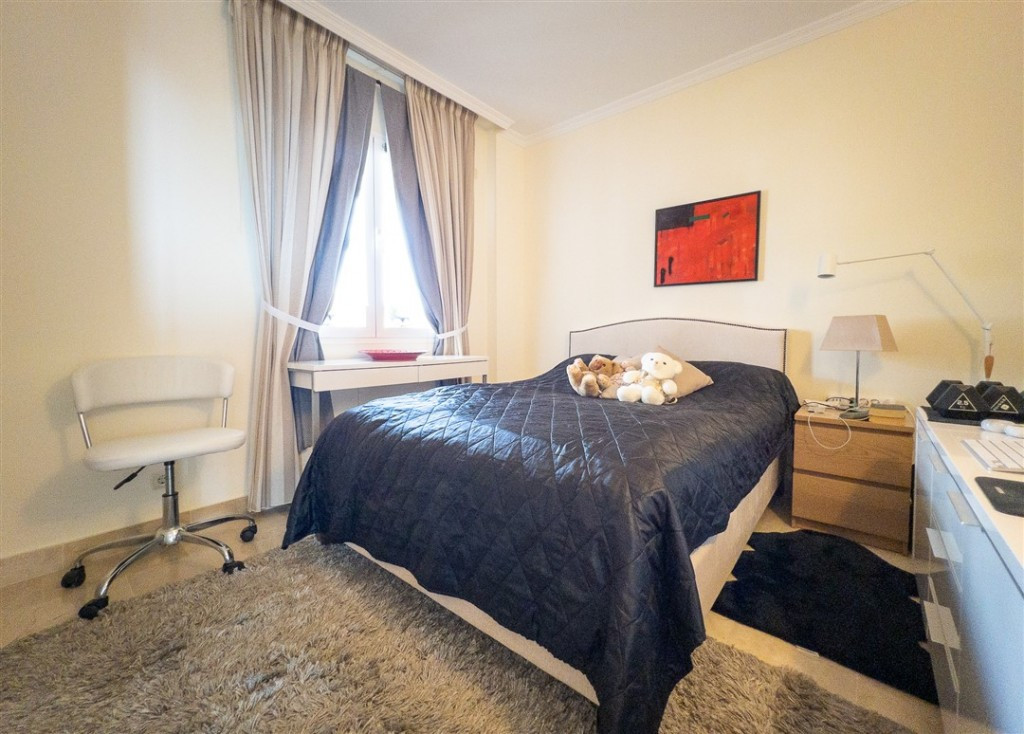 2 bedroom Apartment For Sale in Calahonda, Málaga - thumb 4