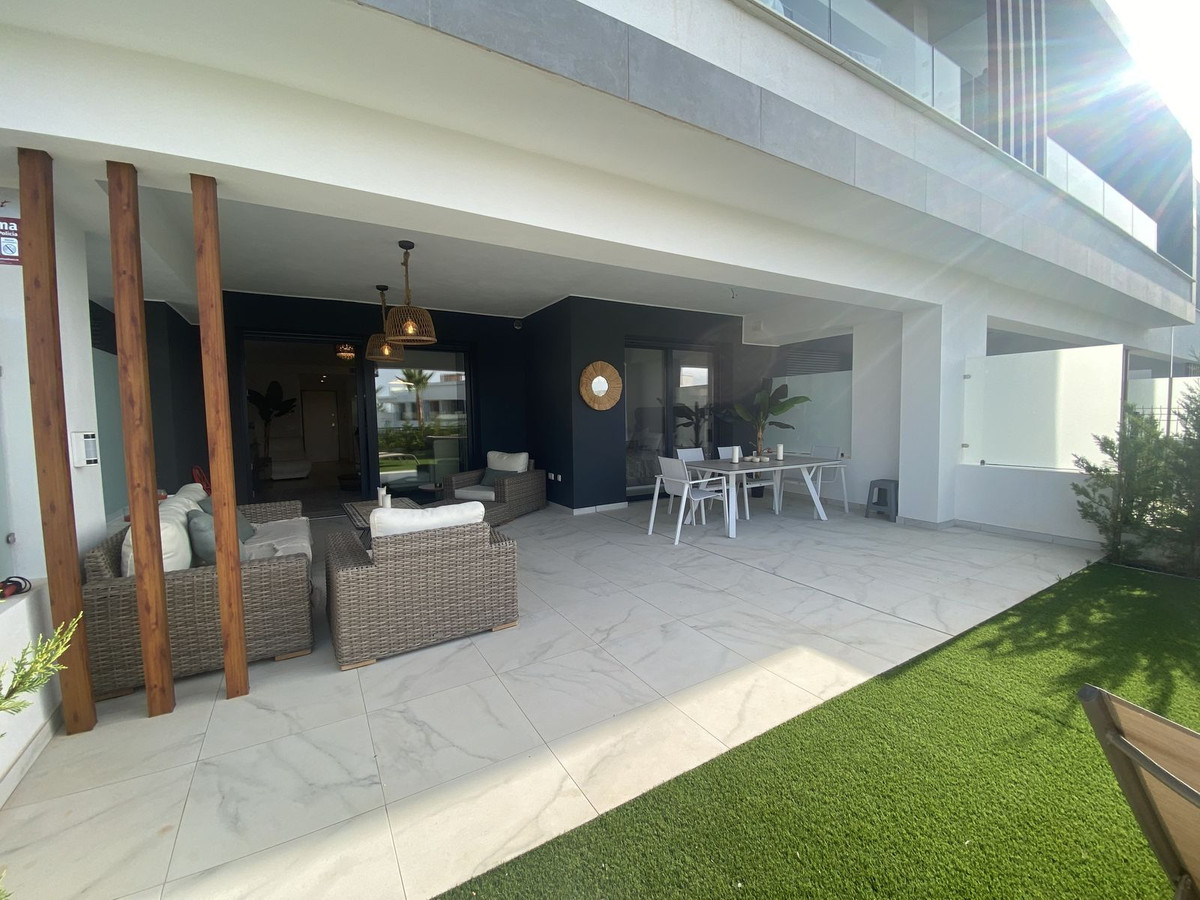 Apartment Ground Floor in Cancelada, Costa del Sol
