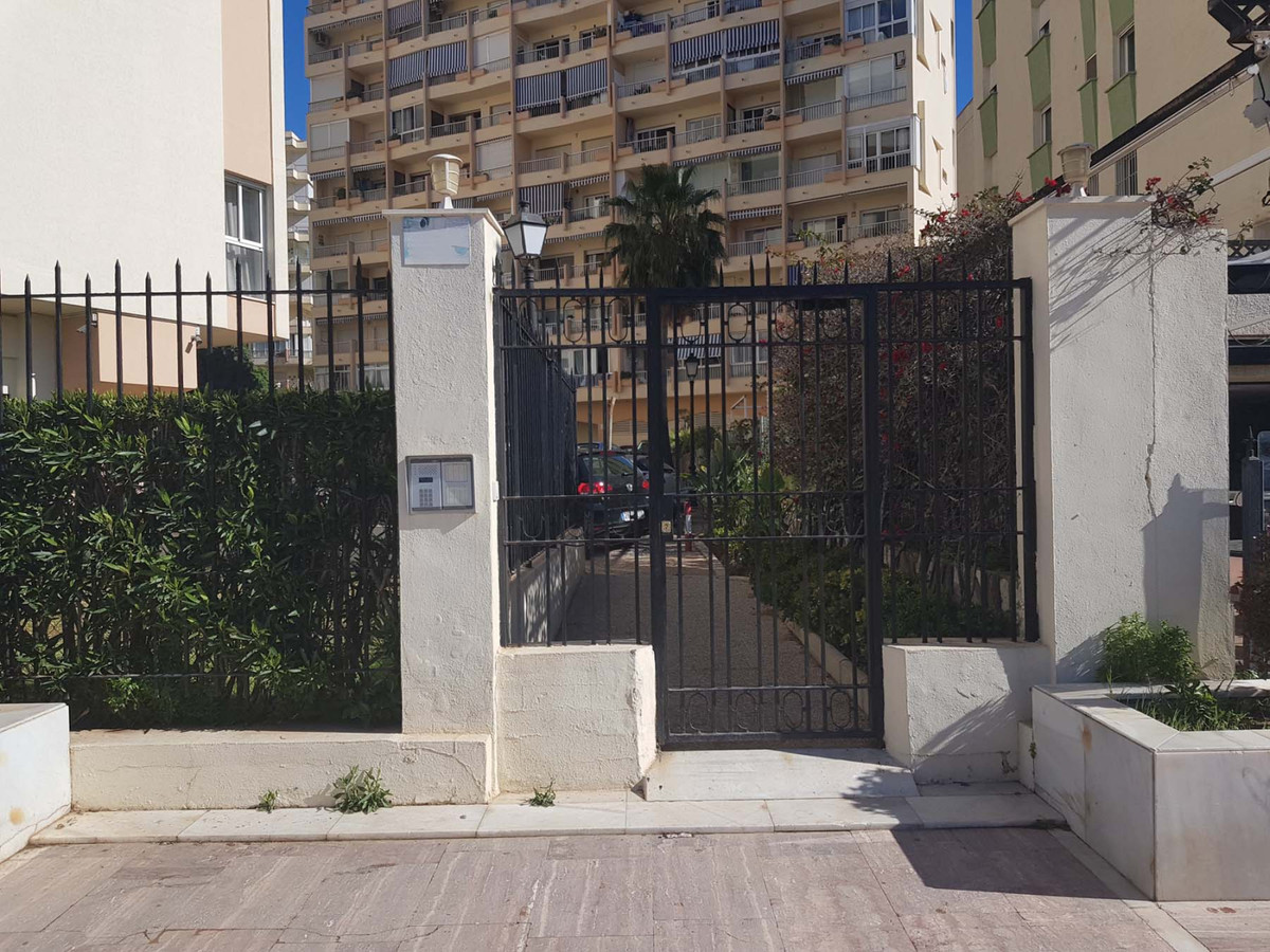 1 bedroom Apartment For Sale in Marbella, Málaga - thumb 18