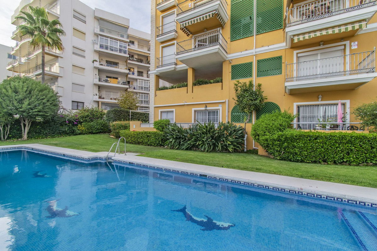 Апартамент нижний этаж для продажи в Marbella, Costa del Sol