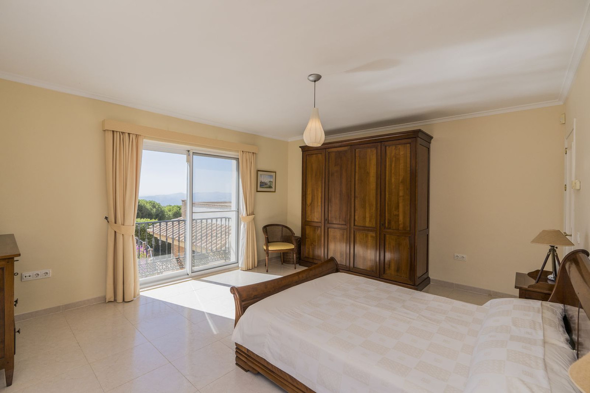 3 bedroom Villa For Sale in Valtocado, Málaga - thumb 27