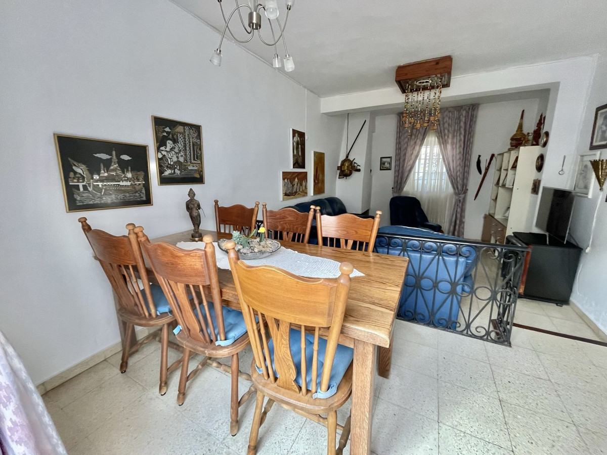3 Bedroom Detached Villa For Sale Fuengirola, Costa del Sol - HP4074166