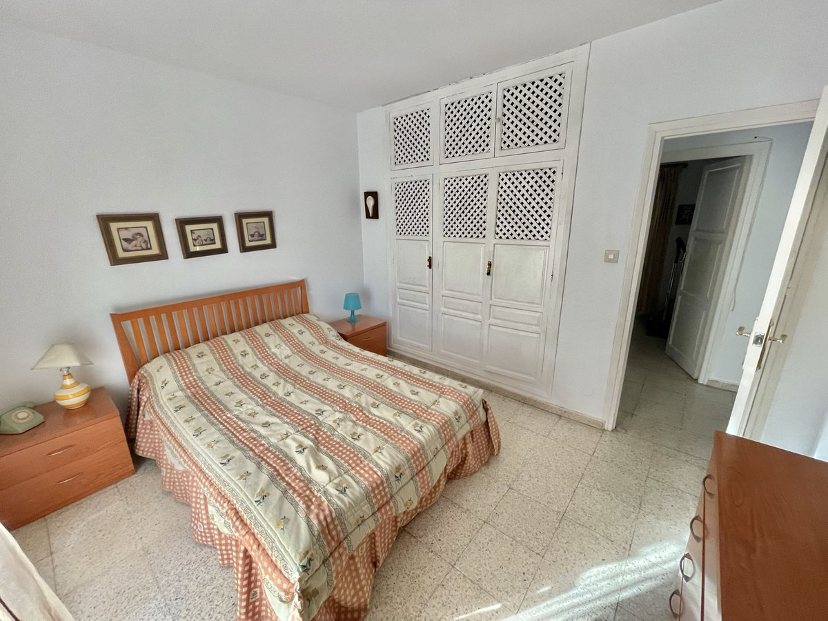 Detached Villa for sale in Fuengirola, Costa del Sol