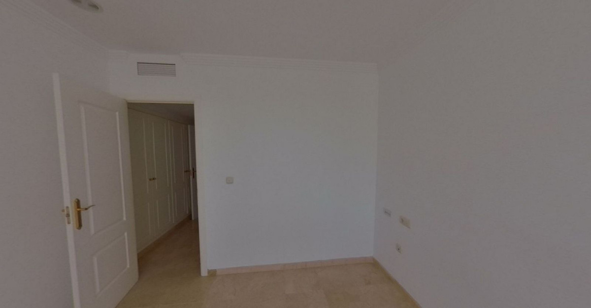 Appartement te koop in Río Real R4630150