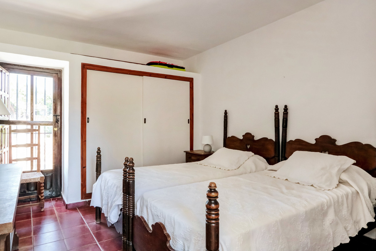 2 bedroom Townhouse For Sale in Costa del Sol, Málaga - thumb 5