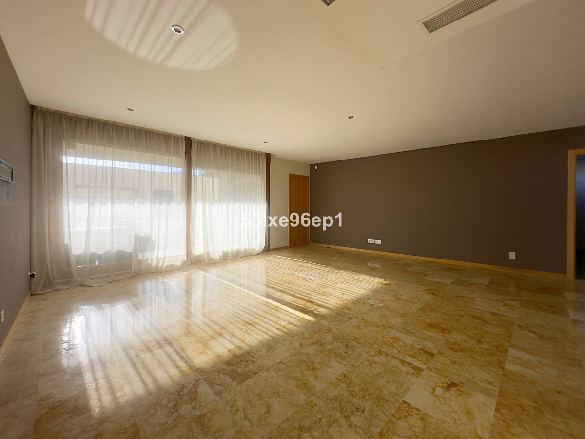 Appartement te koop in Altos de los Monteros R4684675