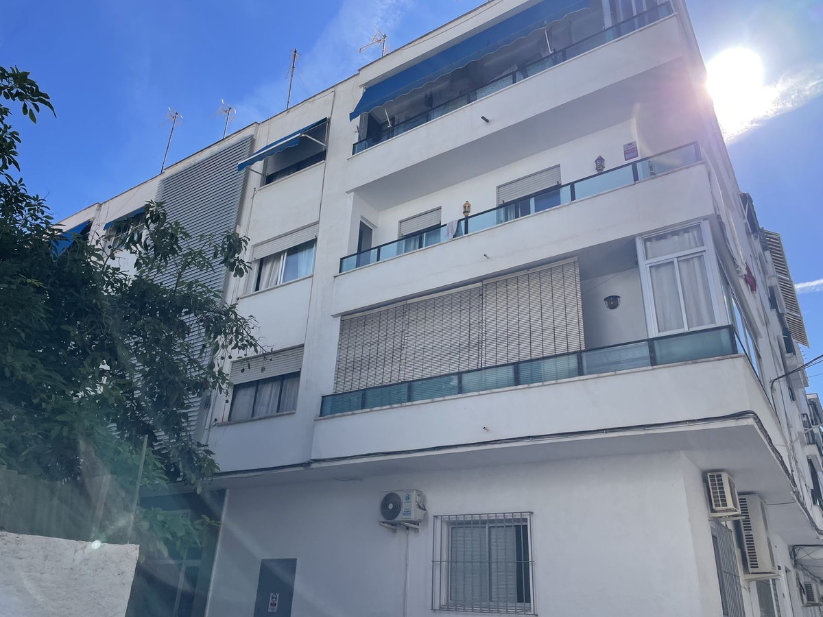 						Apartamento  Planta Media
													en venta 
																			 en San Pedro de Alcántara
					