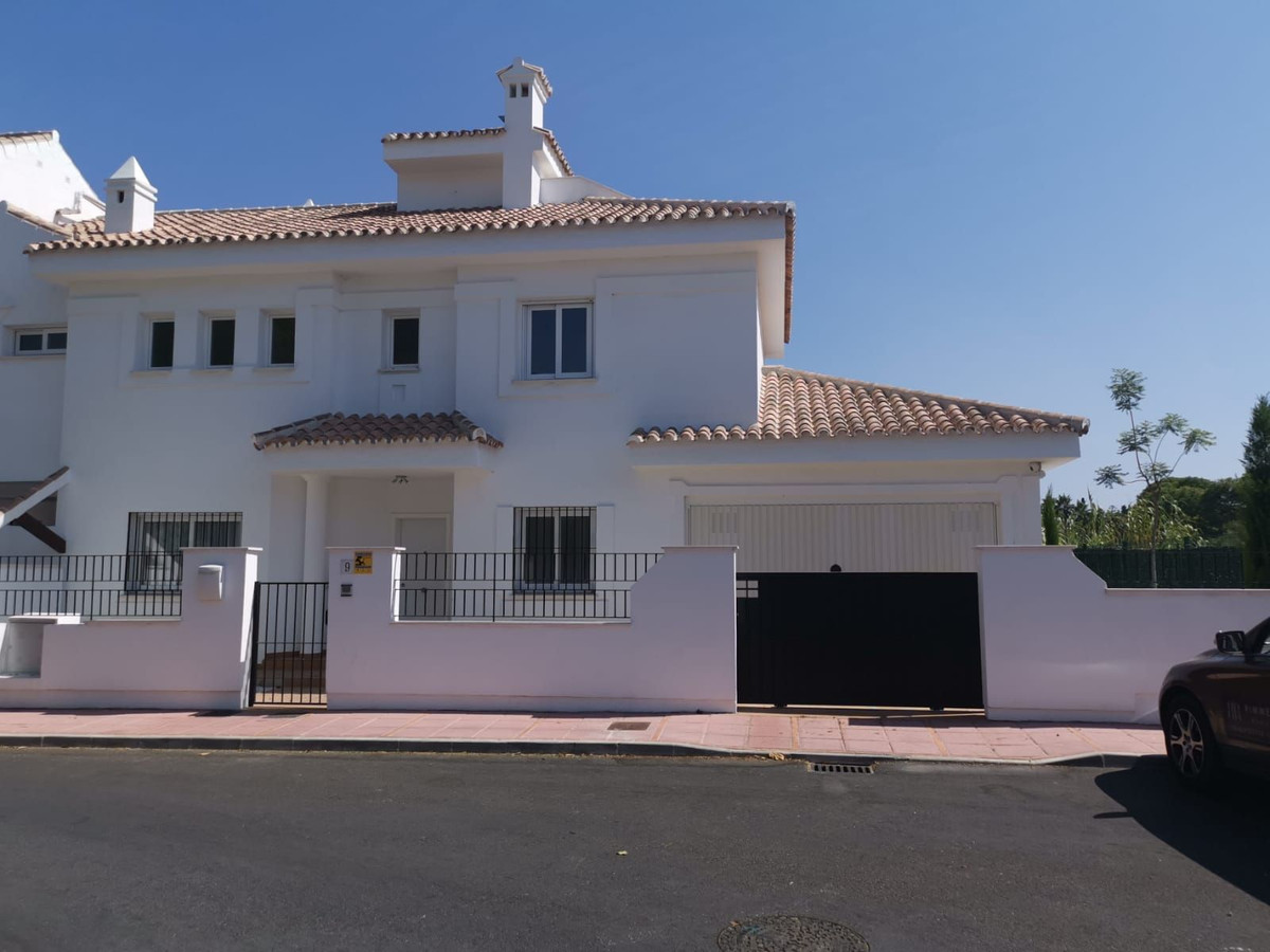 Reihenhaus Stadthaus zu verkaufen in Nueva Andalucía R4652305