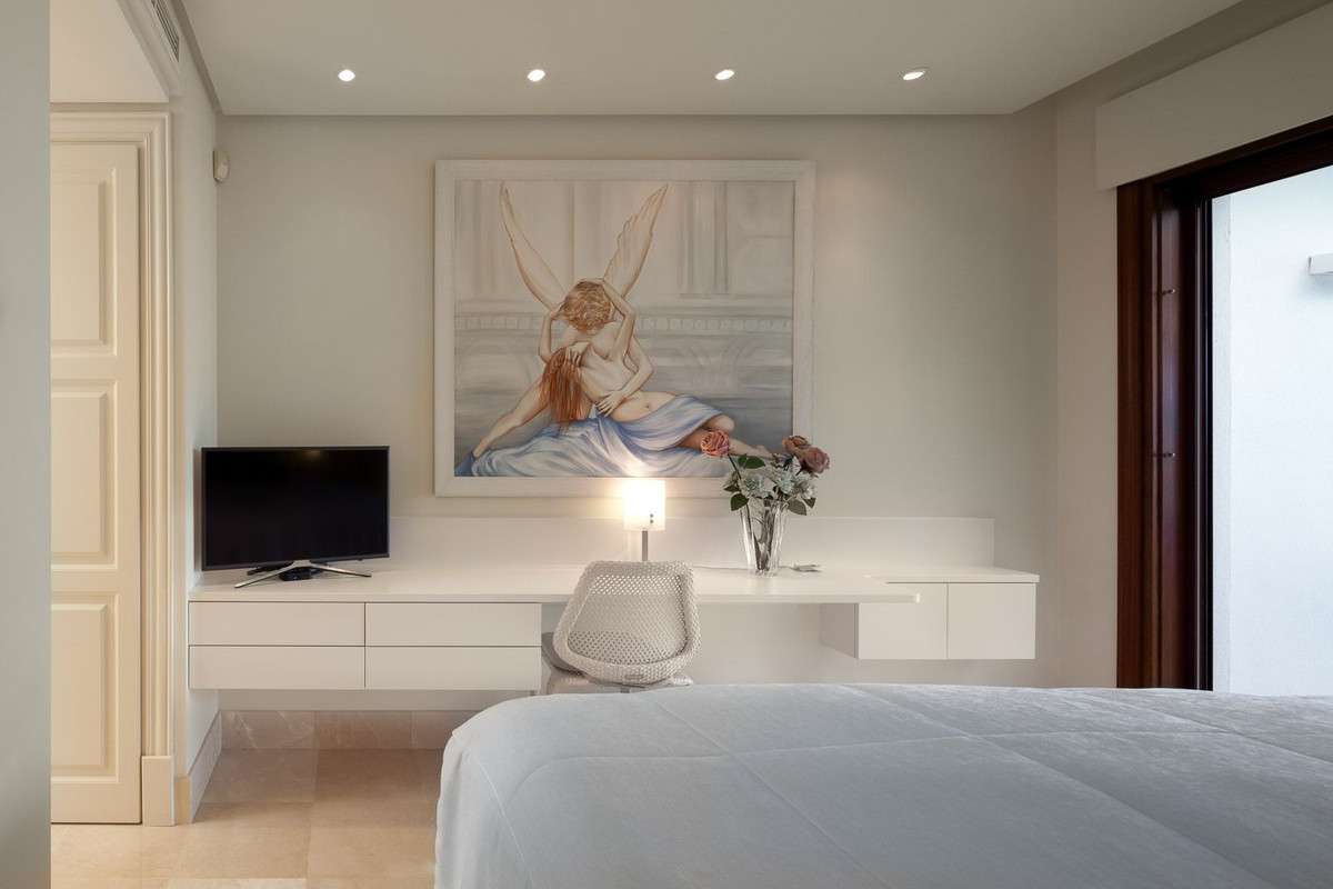 3 bedroom Apartment For Sale in Estepona, Málaga - thumb 21