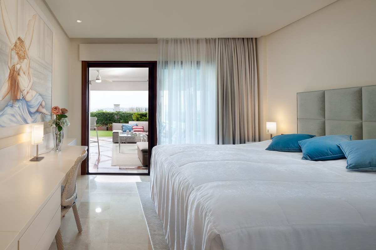 3 bedroom Apartment For Sale in Estepona, Málaga - thumb 23