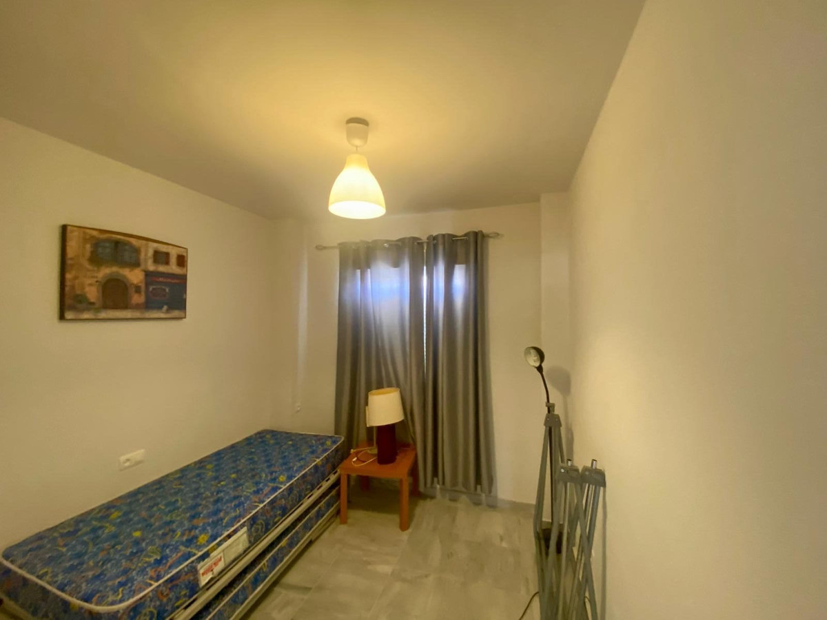 Apartamento con 4 Dormitorios en Venta Benalmadena Costa