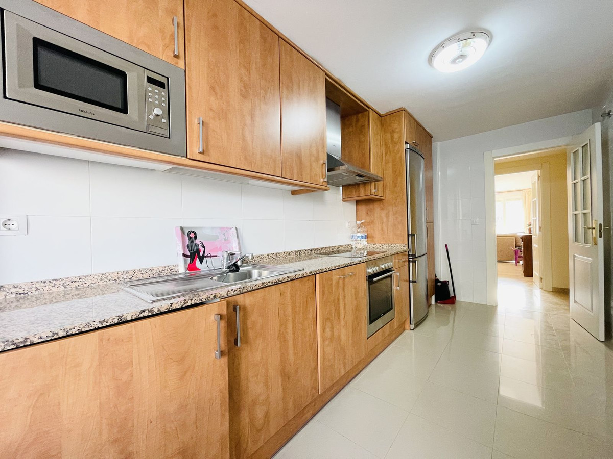 If you are looking for an apartment that offers the space and facilities for a full time home, also ticking all of the boxes for a rental investmen...