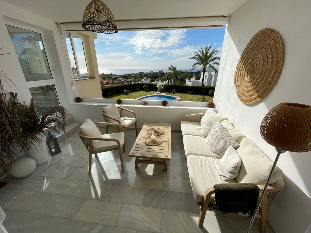 Apartment Middle Floor in Reserva de Marbella, Costa del Sol

