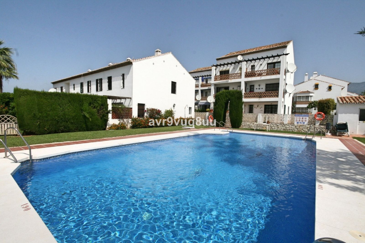Semi-Detached House for sale in Mijas Golf R4625446