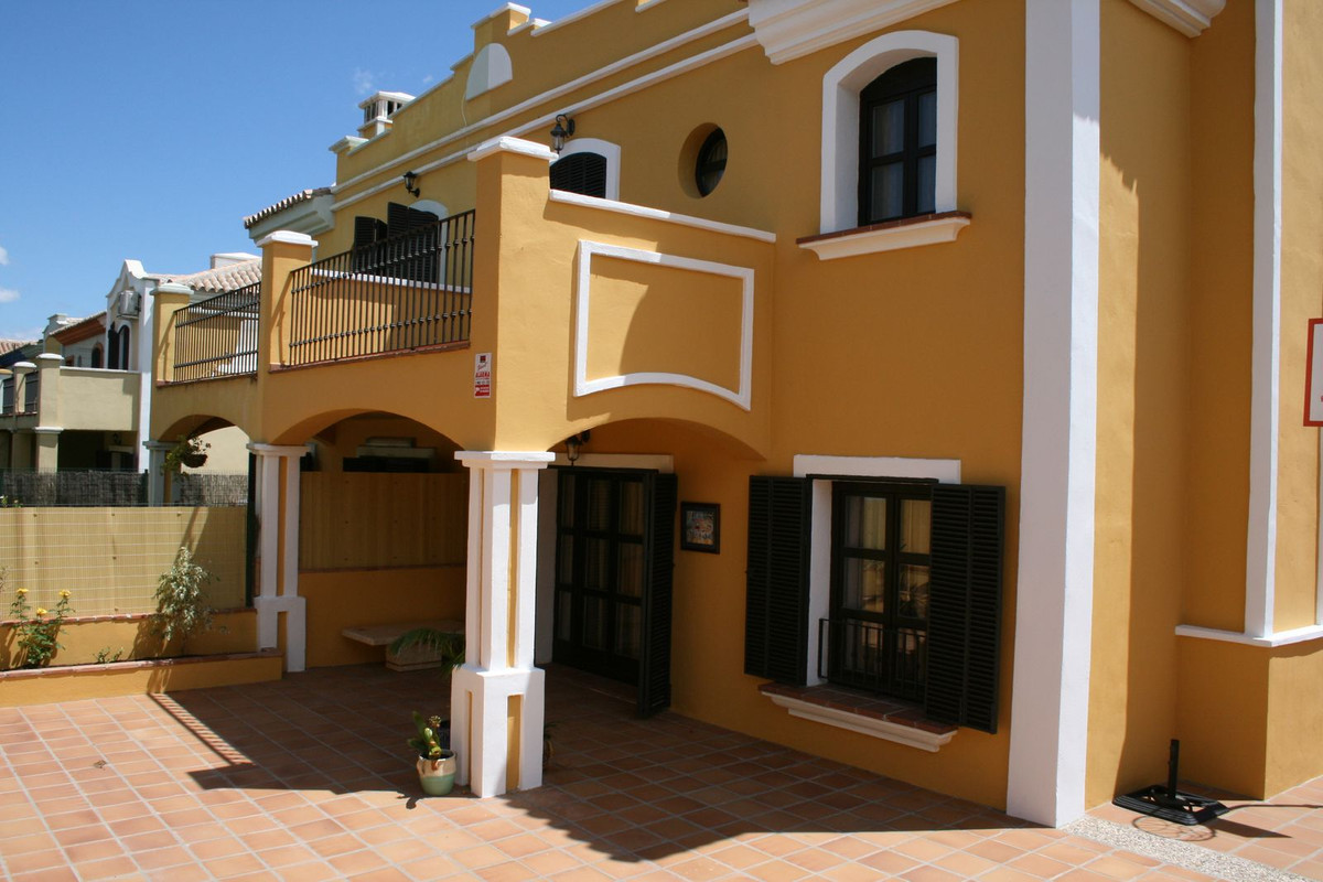 Villa Semi Detached for sale in Guadalmina Alta, Costa del Sol