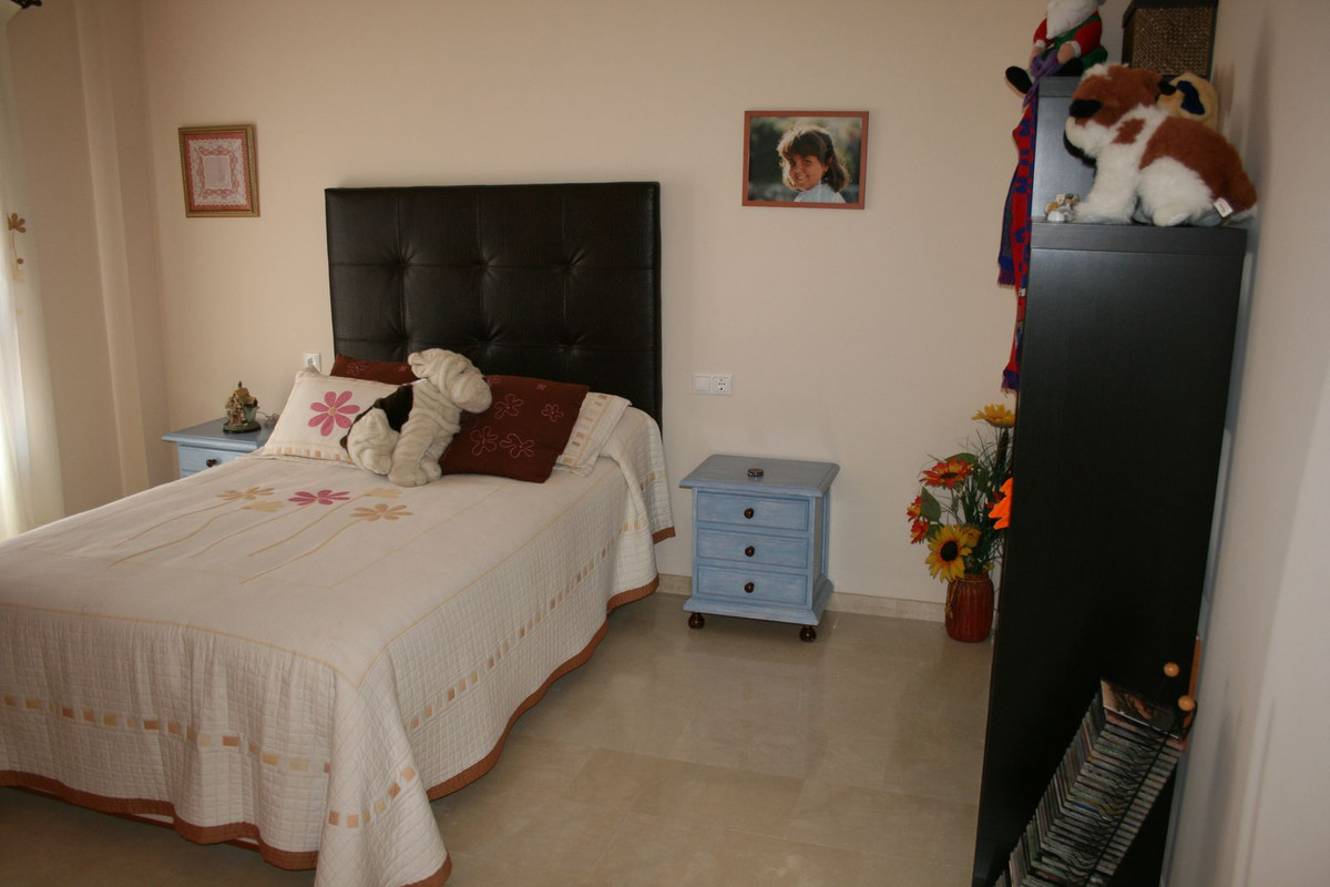 Villa con 4 Dormitorios en Venta Guadalmina Alta