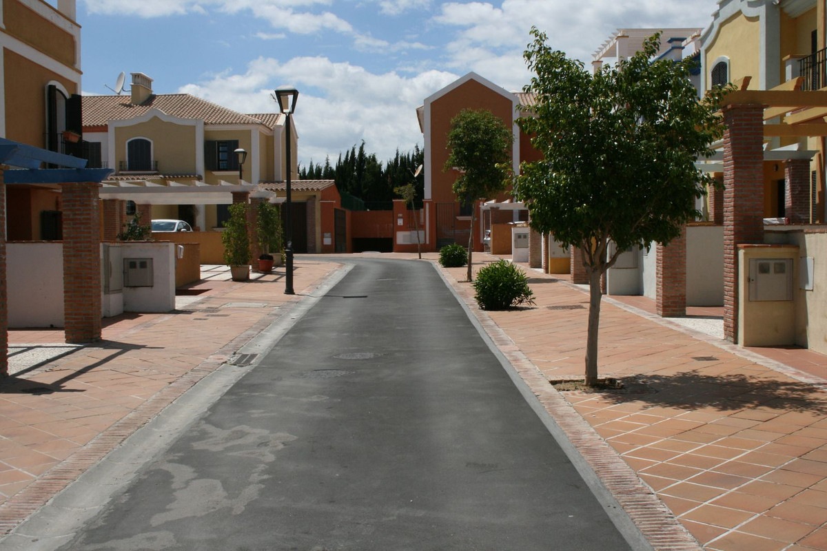 Villa Semi Detached for sale in Guadalmina Alta, Costa del Sol