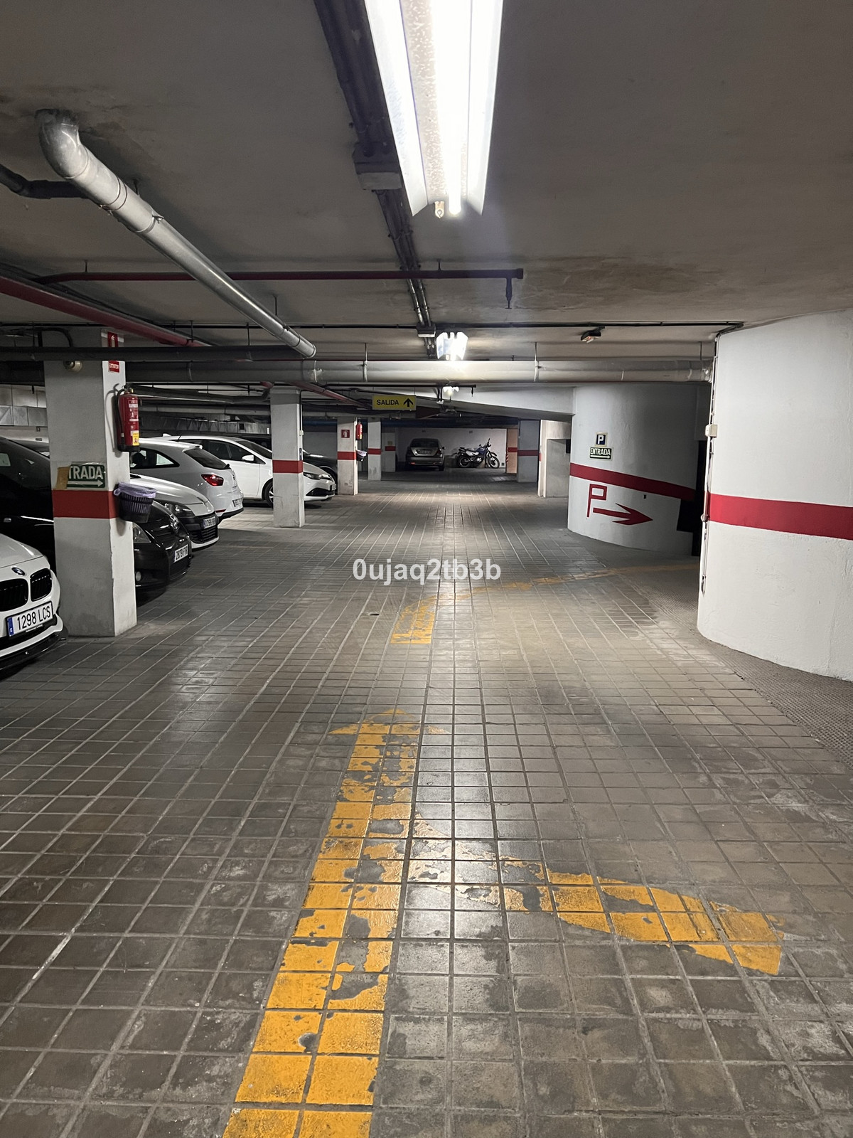ES173610: Parking  in Marbella