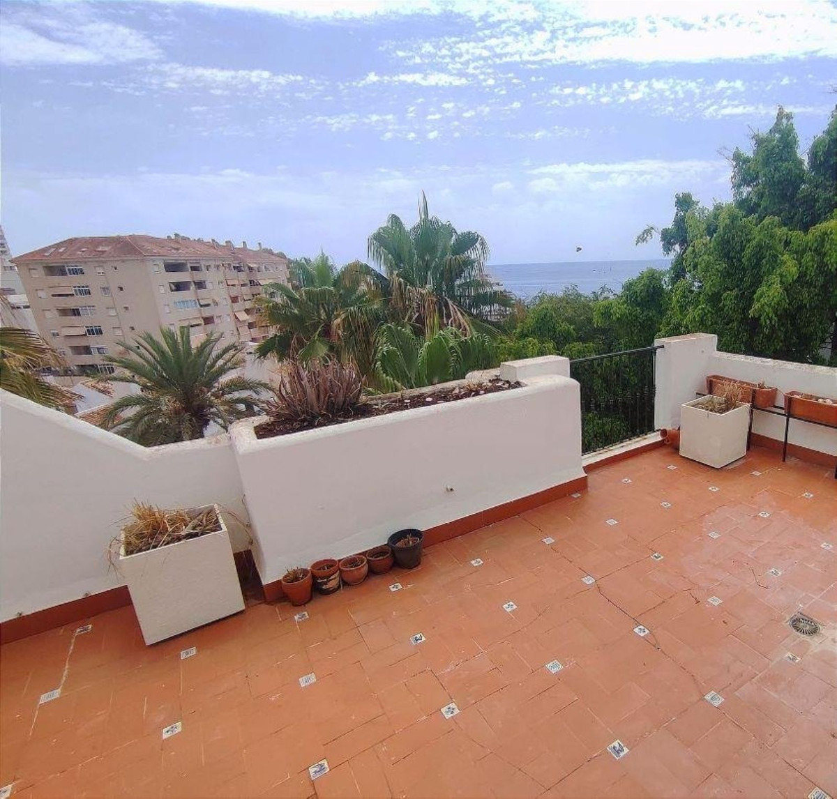 1 Bedroom Top Floor Apartment For Sale Benalmadena Costa, Costa del Sol - HP4712575