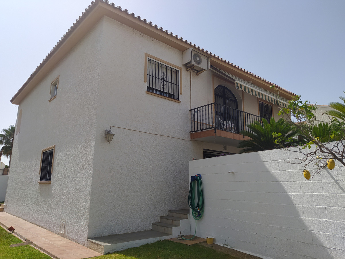 House in Arroyo de la Miel R3887035 3