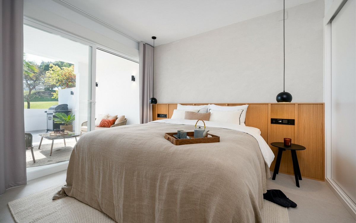 3 bedroom Apartment For Sale in La Quinta, Málaga - thumb 4