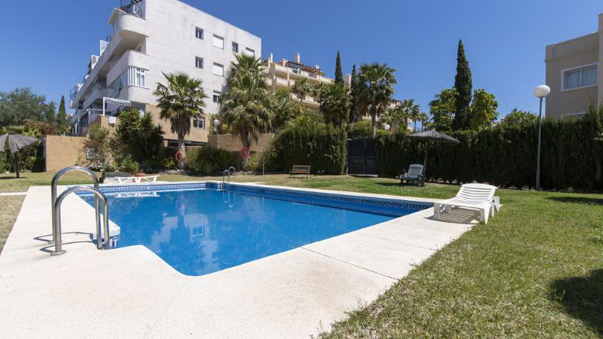 Penthouse, Riviera del Sol, Costa del Sol.
2 Bedrooms, 1 Bathroom, Built 174 m².

Setting : Close To, Spain