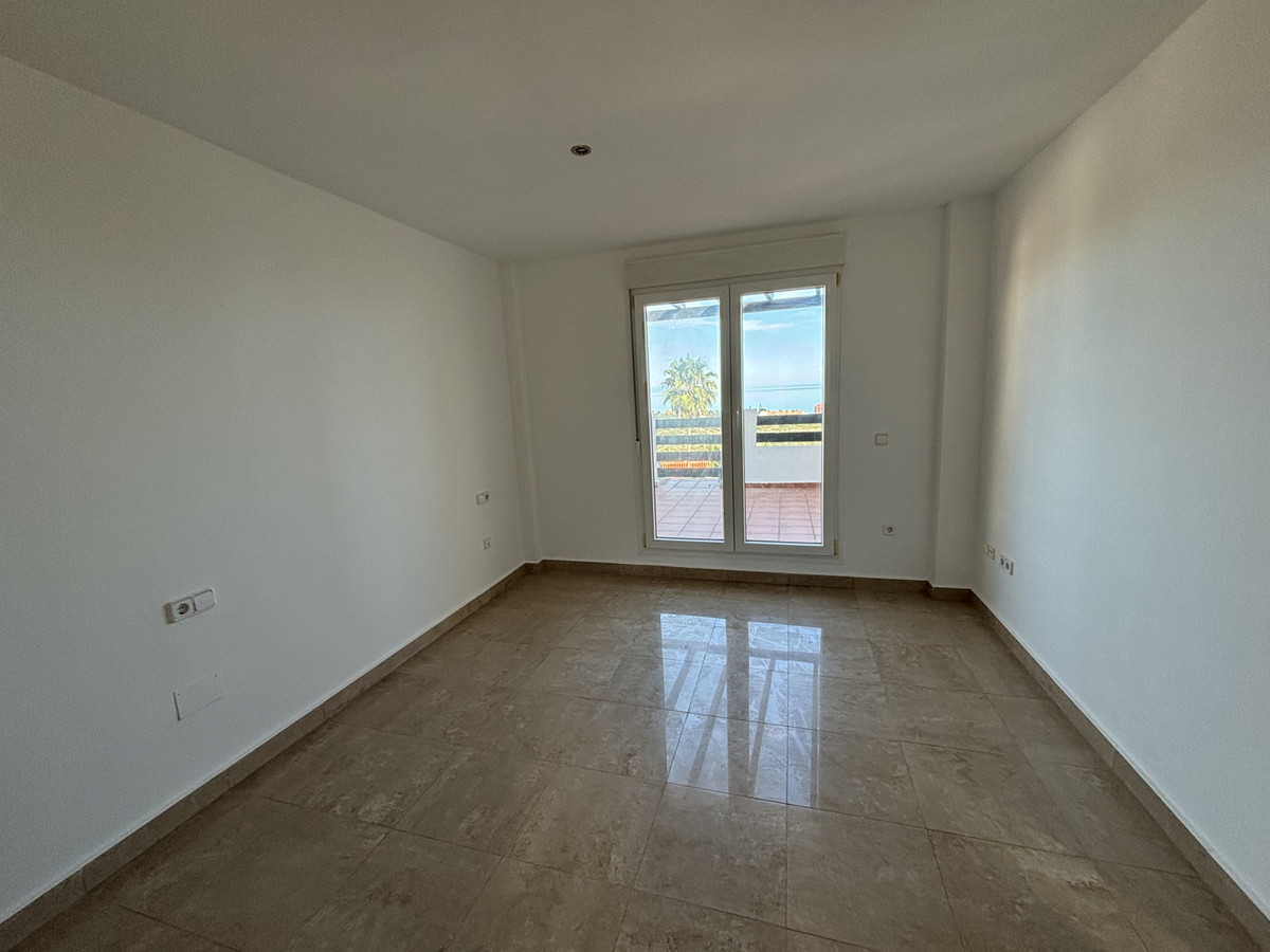 Appartement te koop in La Duquesa R4694929