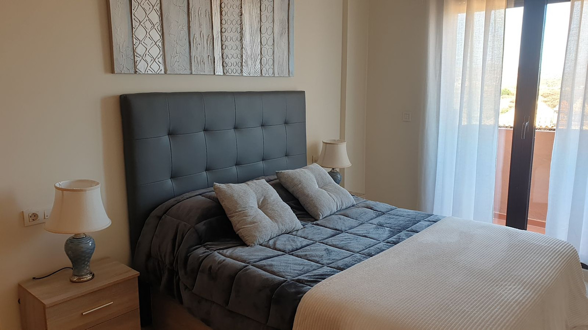 3 bedroom Villa For Sale in Estepona, Málaga - thumb 24