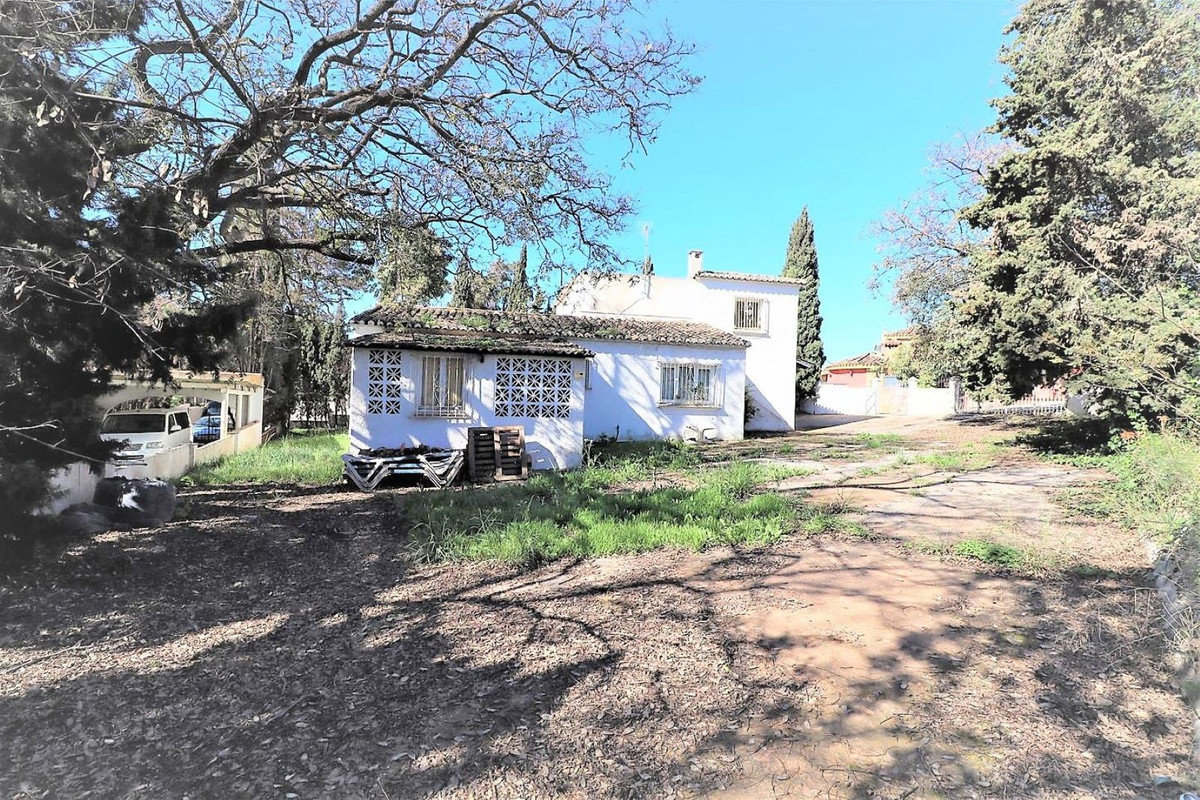 Detached Villa for sale in Costabella R4032895