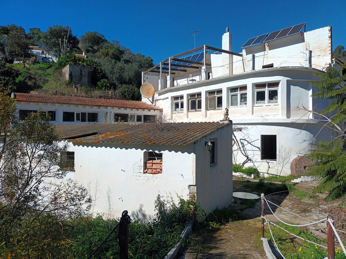 Villa Finca en La Mairena, Costa del Sol
