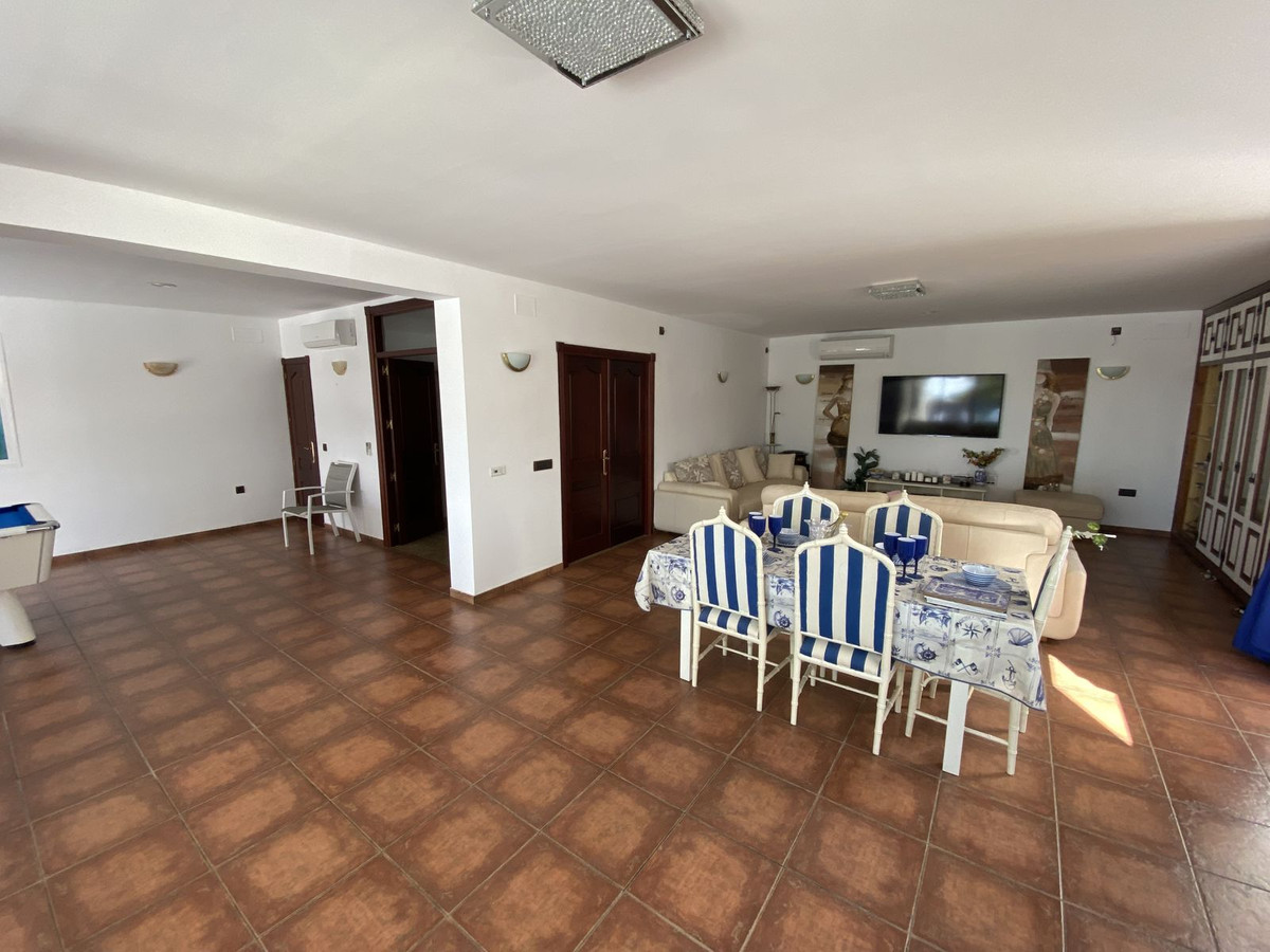 Villa te koop in Torremolinos R4120732