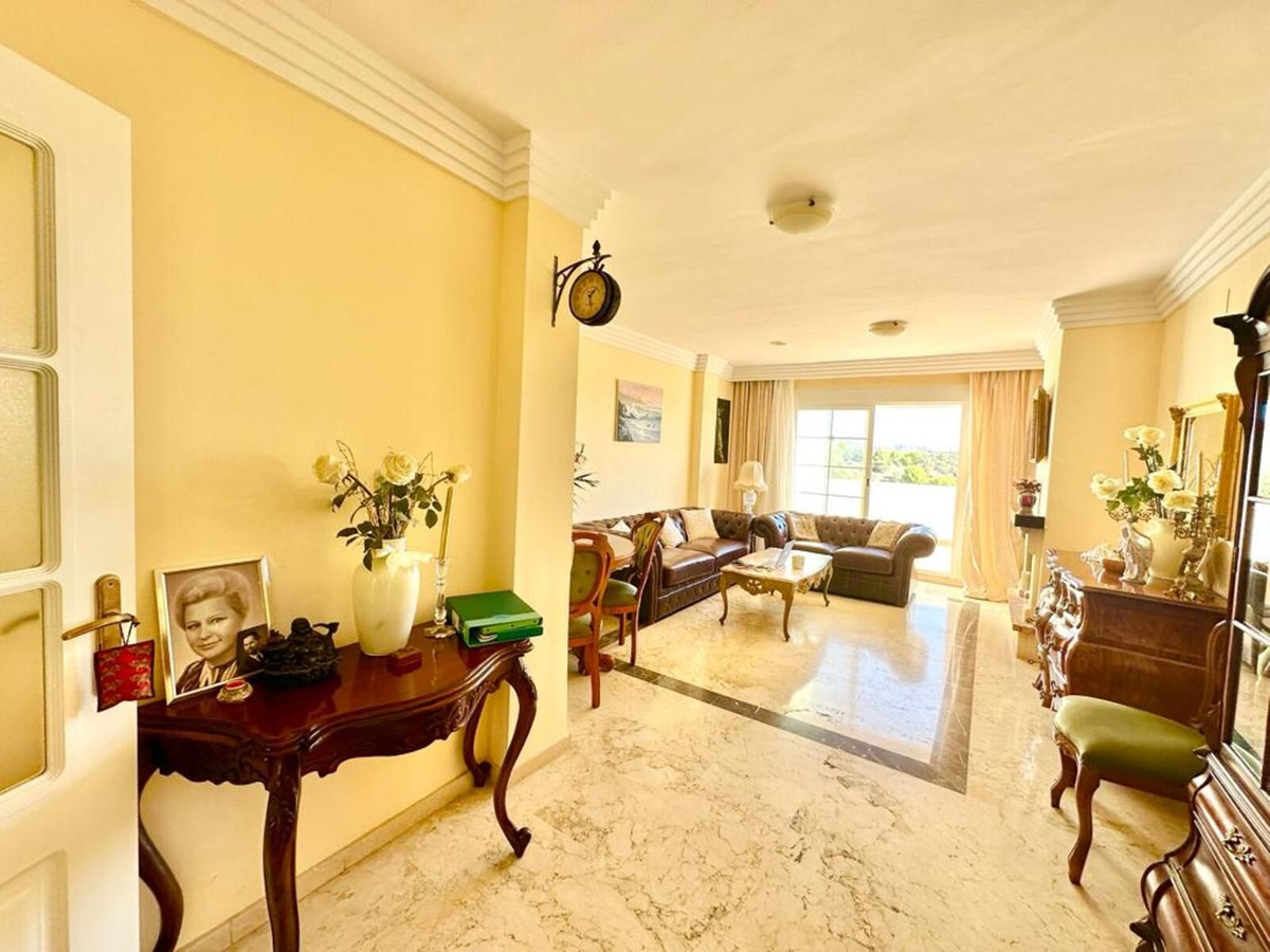 Appartement te koop in Marbella R4384036
