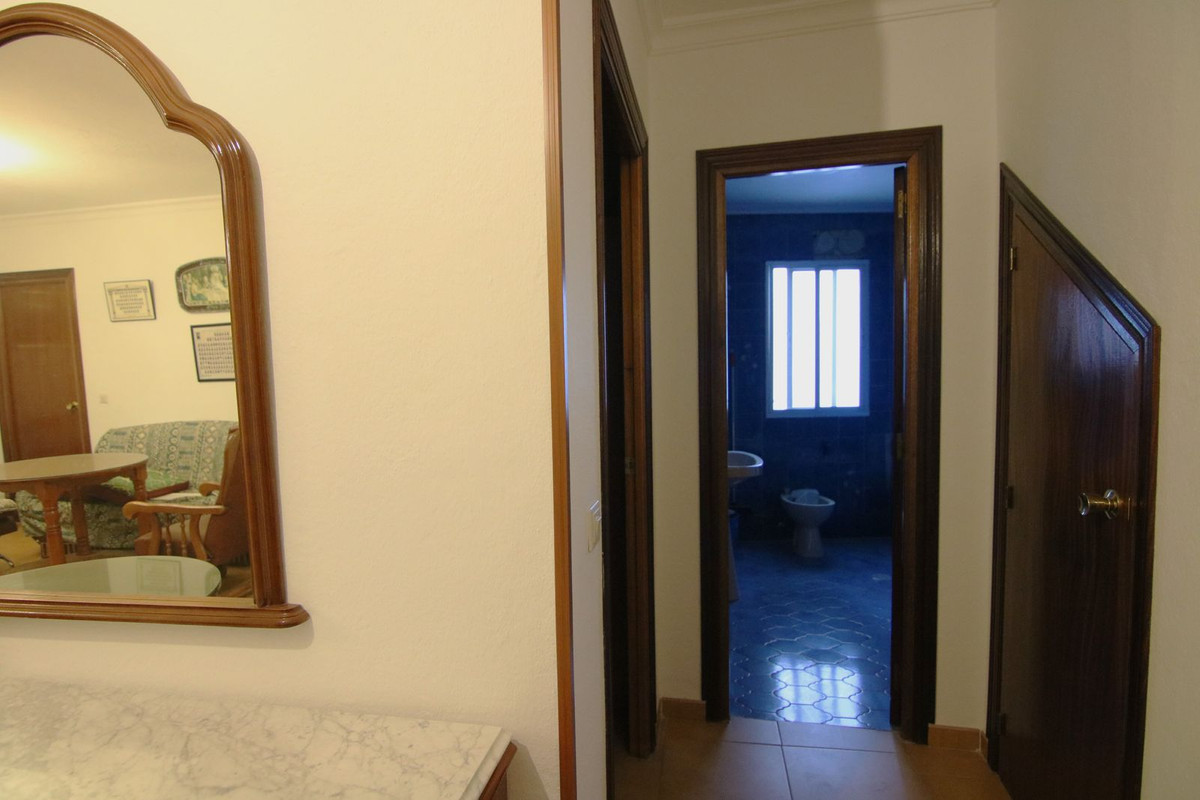 Apartamento con 5 Dormitorios en Venta Guaro