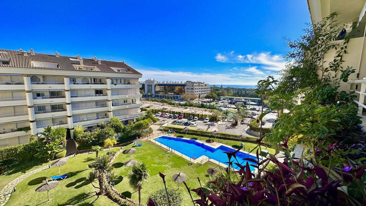 Apartment Penthouse Duplex in The Golden Mile, Costa del Sol
