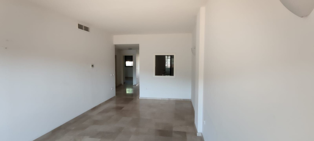 Apartment Middle Floor in Manilva, Costa del Sol
