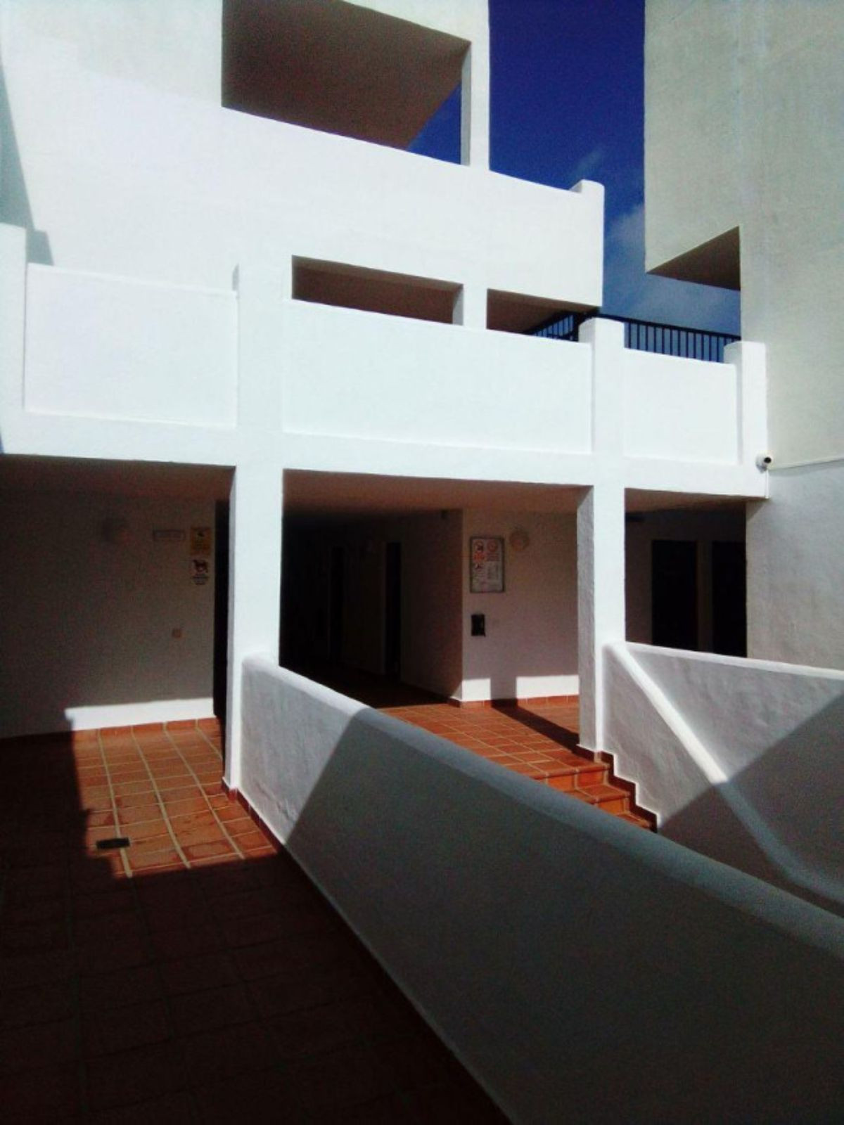 Apartment in Forest Hills with 2 bedrooms, 2bathrooms, living room, kitchen, marble, terrace 20 mete, Spain