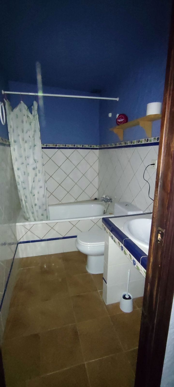 2 Bedrooms - 2 Bathrooms