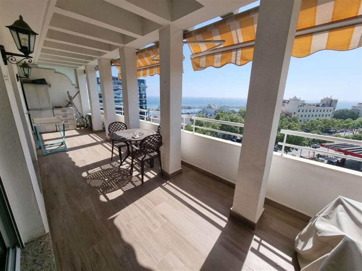 3 Bedroom Middle Floor Apartment For Sale Marbella, Costa del Sol - HP4592659