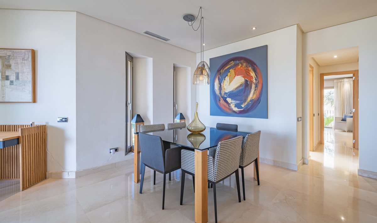 Apartment Penthouse in The Golden Mile, Costa del Sol
