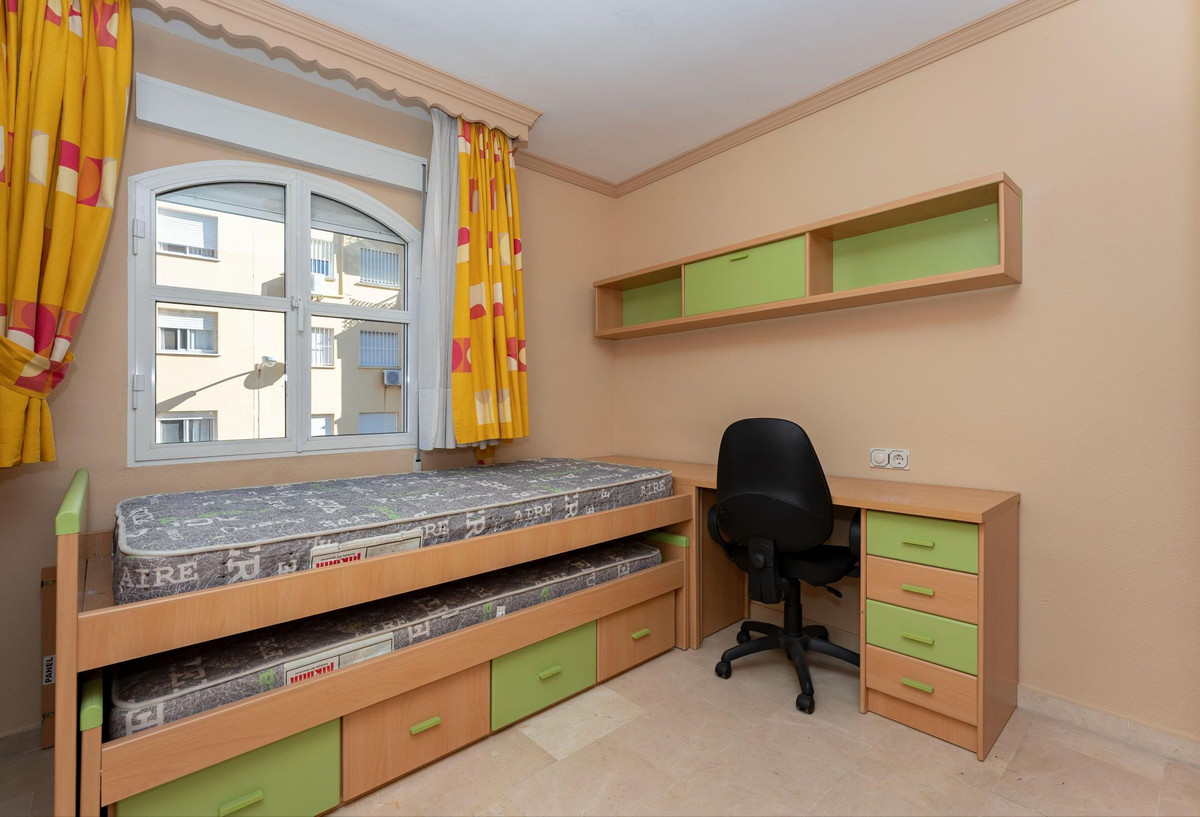4 Schlafzimmer Mitte Stock Wohnung Zu Verkaufen Fuengirola
