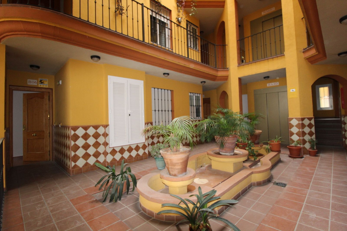 						Apartment  Ground Floor
													for sale 
																			 in San Pedro de Alcántara
					