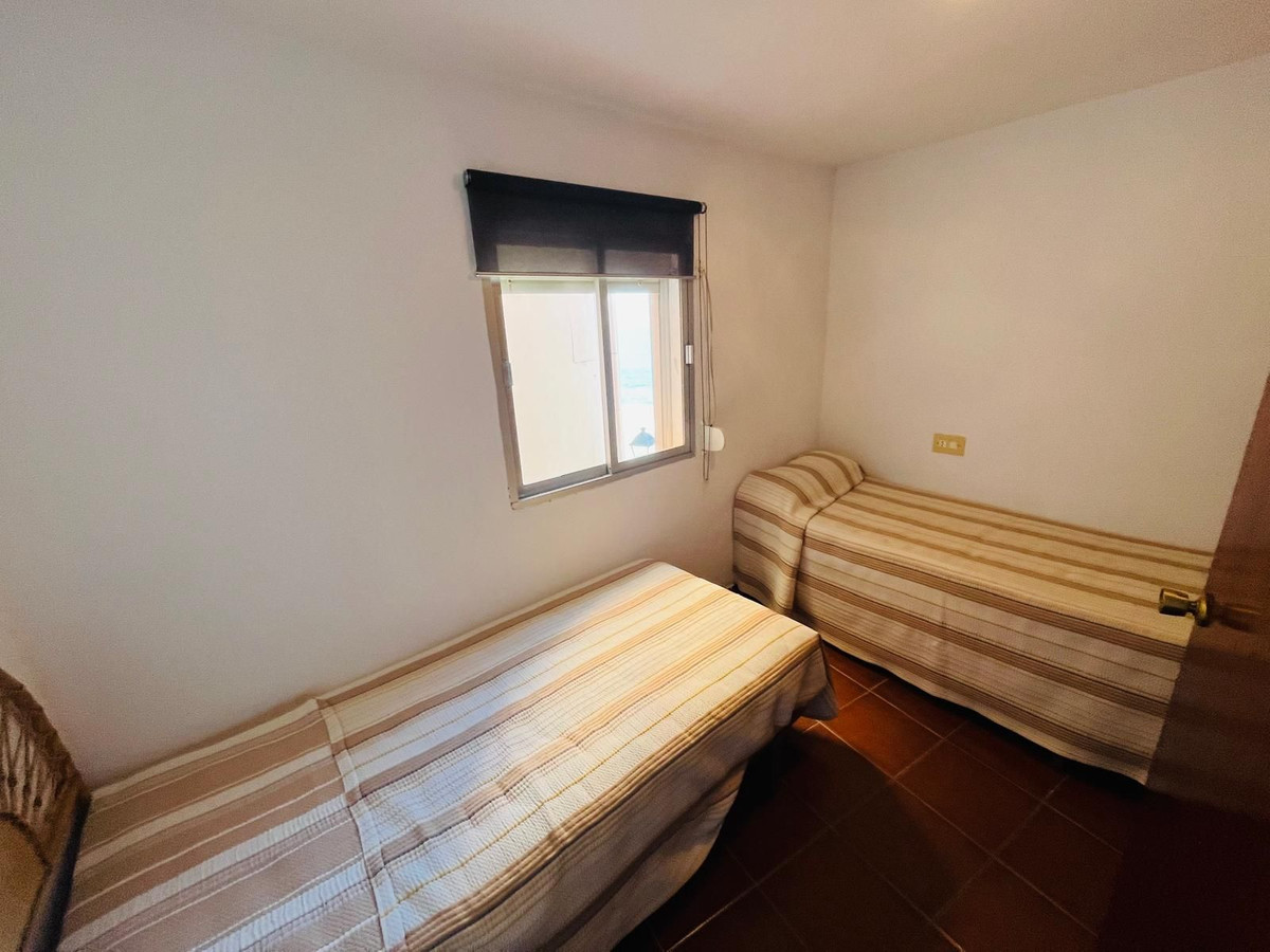 2 Bedroom Middle Floor Apartment For Sale Torreguadiaro