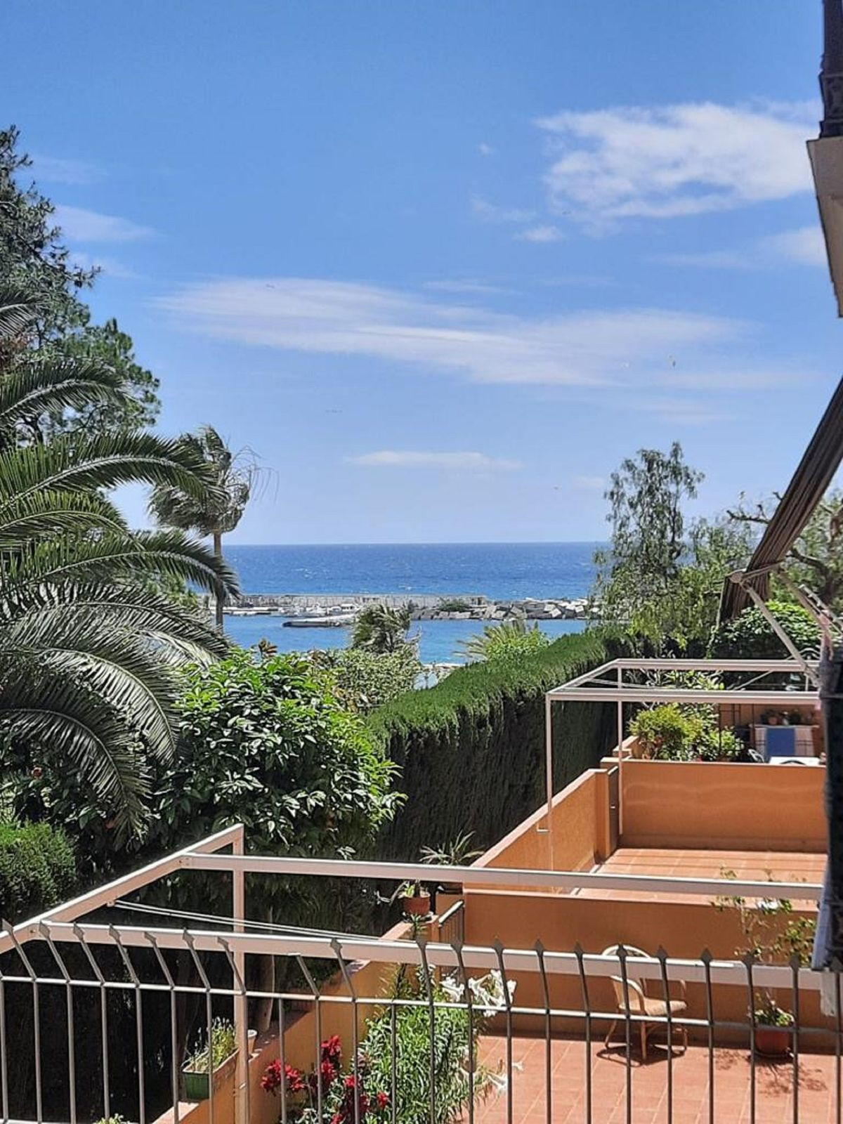 						Apartamento  Planta Baja
													en venta 
																			 en Marbella
					