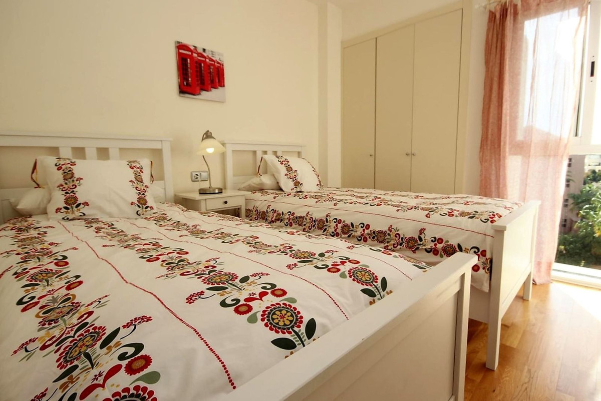 Apartamento con 4 Dormitorios en Venta Bahía de Marbella