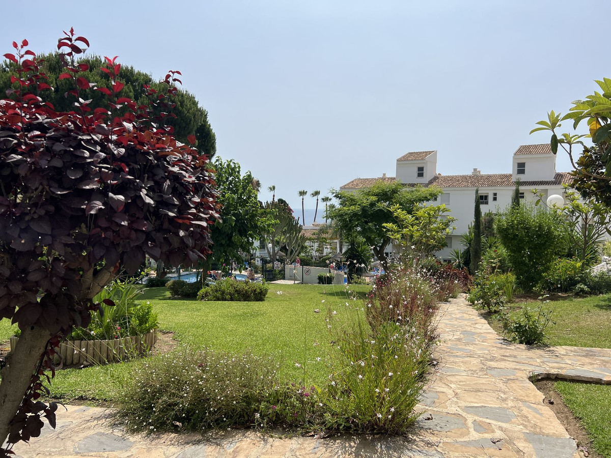 						Apartamento  Planta Baja
													en venta 
																			 en Mijas Costa
					