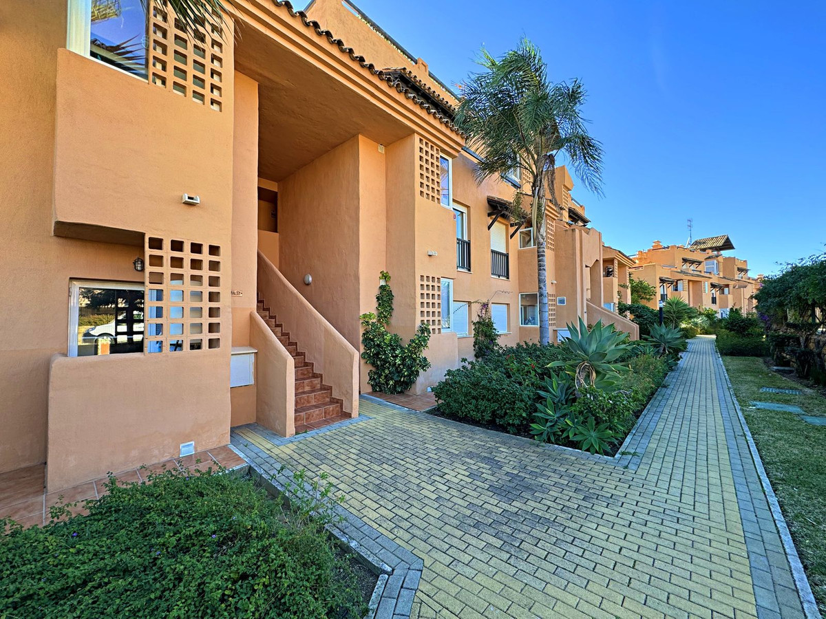 Appartement te koop in Casares Playa R4627285